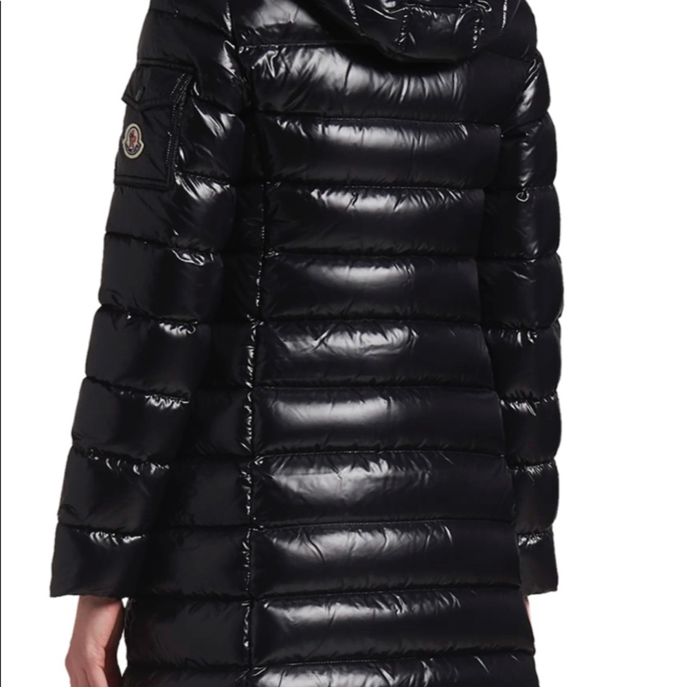 Moncler Moka shiny fitted puffer jacket women